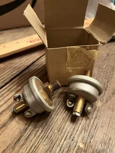 (2) Nos Aircraft - Pressure Switch P/N: Mi-1540 Bell Helicopter